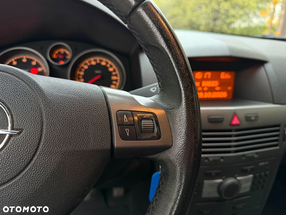 Opel Astra 1.6 Catch me now - 13