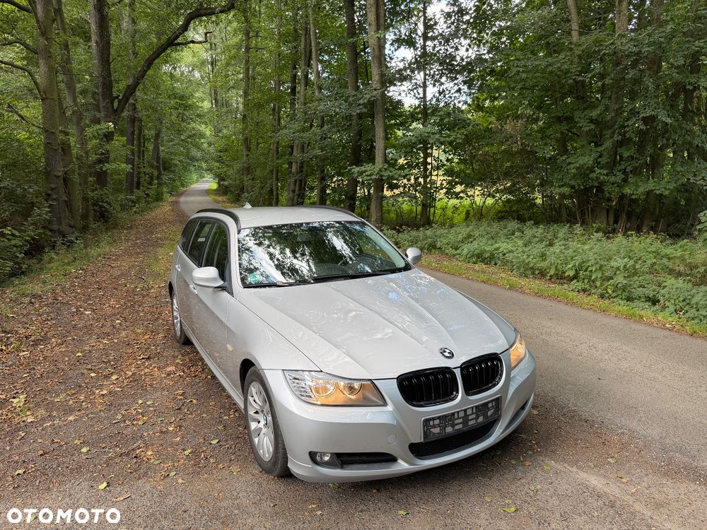 BMW Seria 3 320d DPF - 6