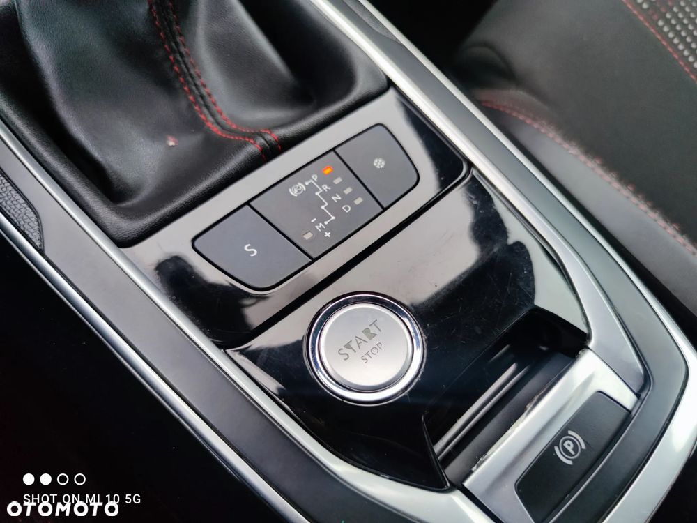 Peugeot 308 PureTech 130 GPF EAT8 Stop & Start GT - 19