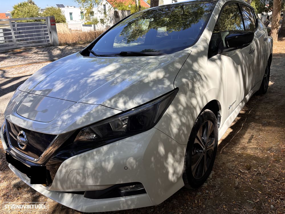 Nissan Leaf N-Connecta Two Tone - 1