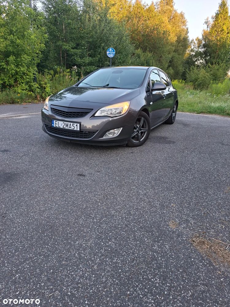 Opel Astra 1.4 T Cosmo - 1