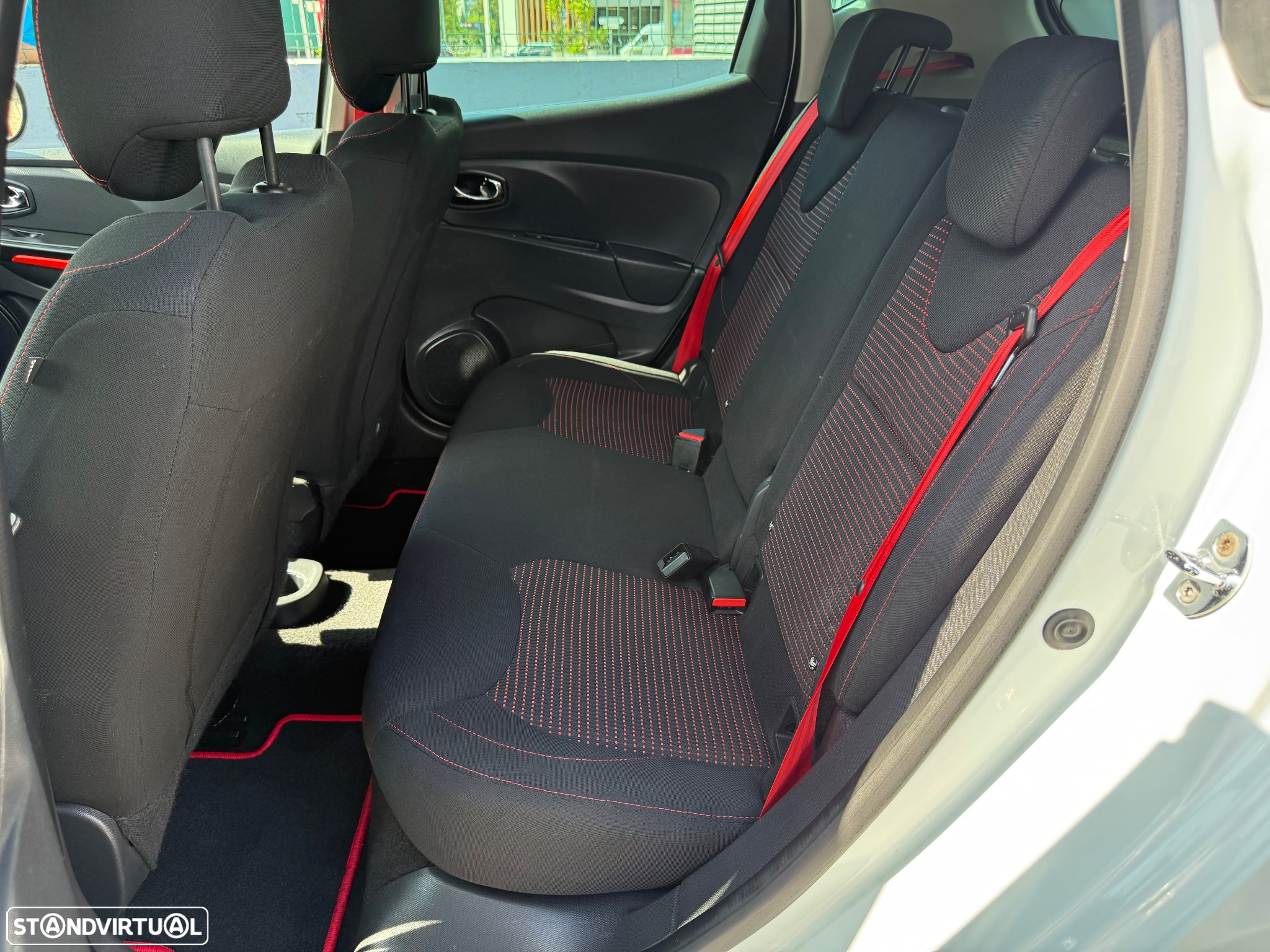 Renault Clio TCe 200 EDC Sport R.S. - 43