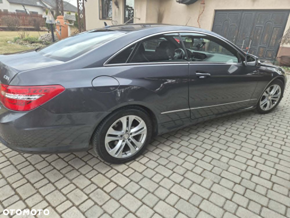 Mercedes-Benz Klasa E 250 BlueTEC 9G-TRONIC Elegance - 5