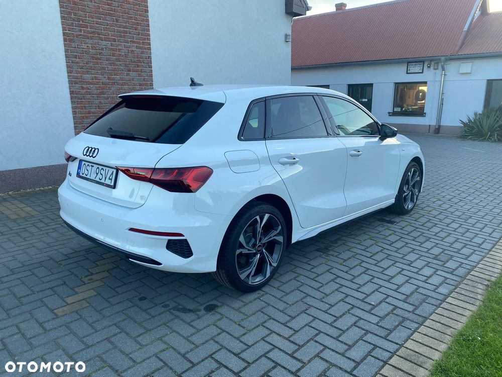 Audi A3 Sportback 35 TFSI cylinder on demand S tronic - 5