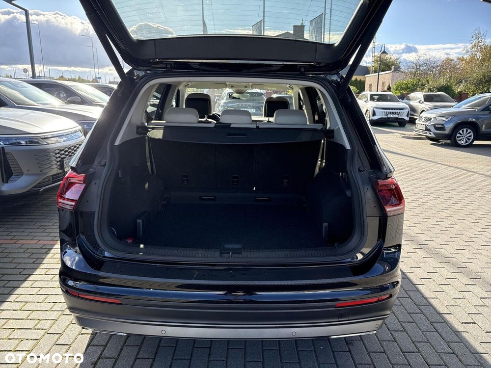 Volkswagen Tiguan - 34