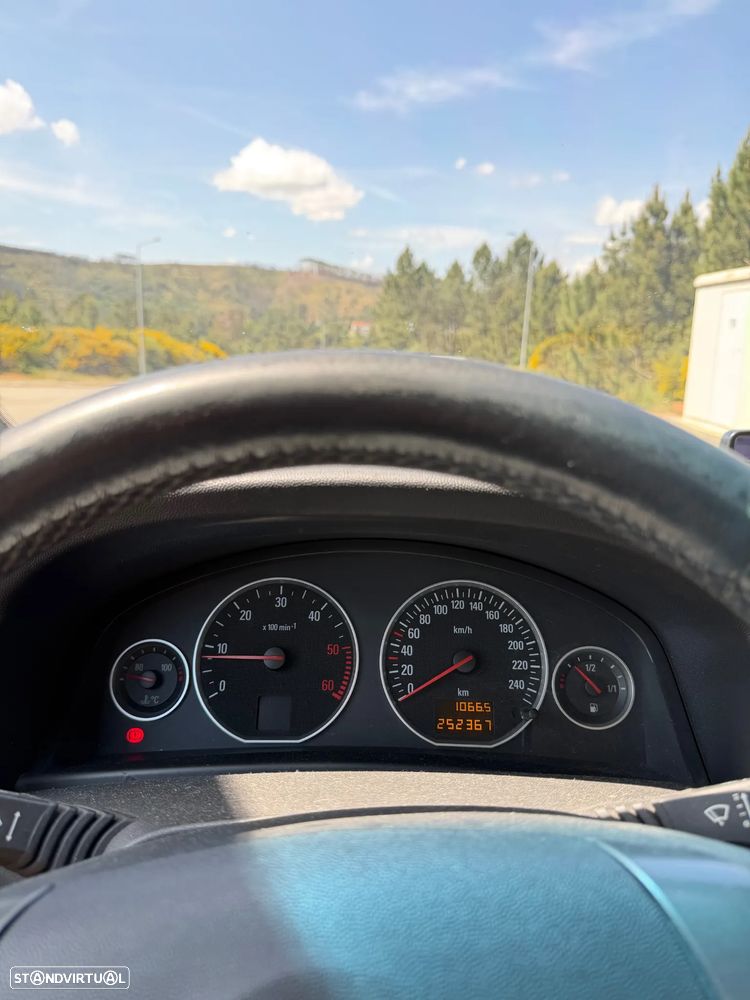 Opel Vectra 1.9 CDTi Elegance - 10