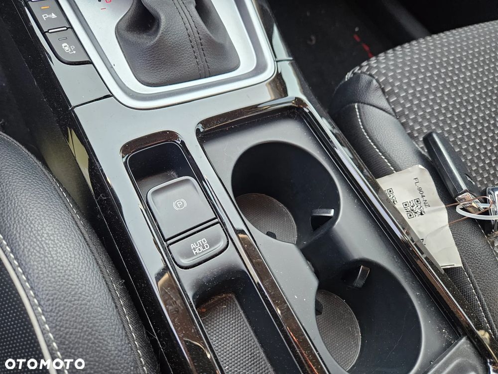 Kia XCeed 1.6 CRDi DCT7 LAUNCH EDITION - 17