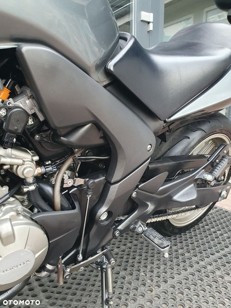 Honda CBF - 6