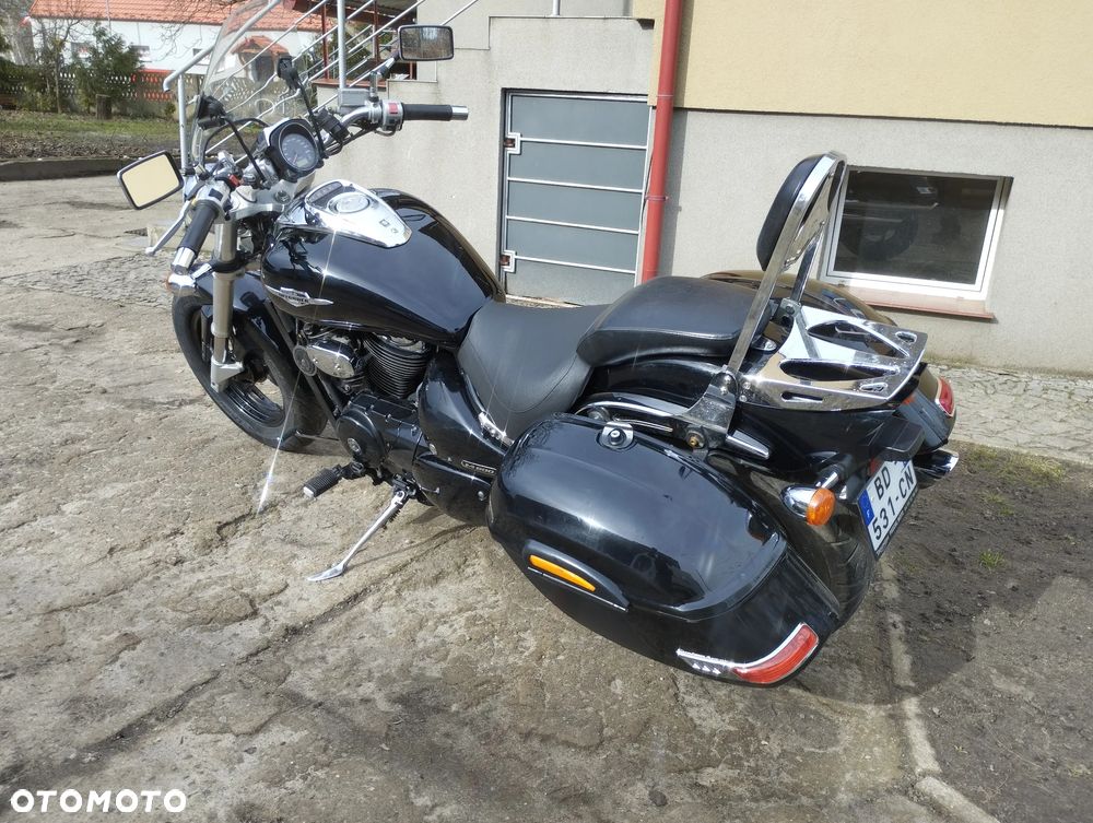 Suzuki Intruder - 4