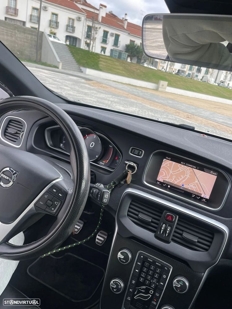 Volvo V40 2.0 D2 R-Design - 8