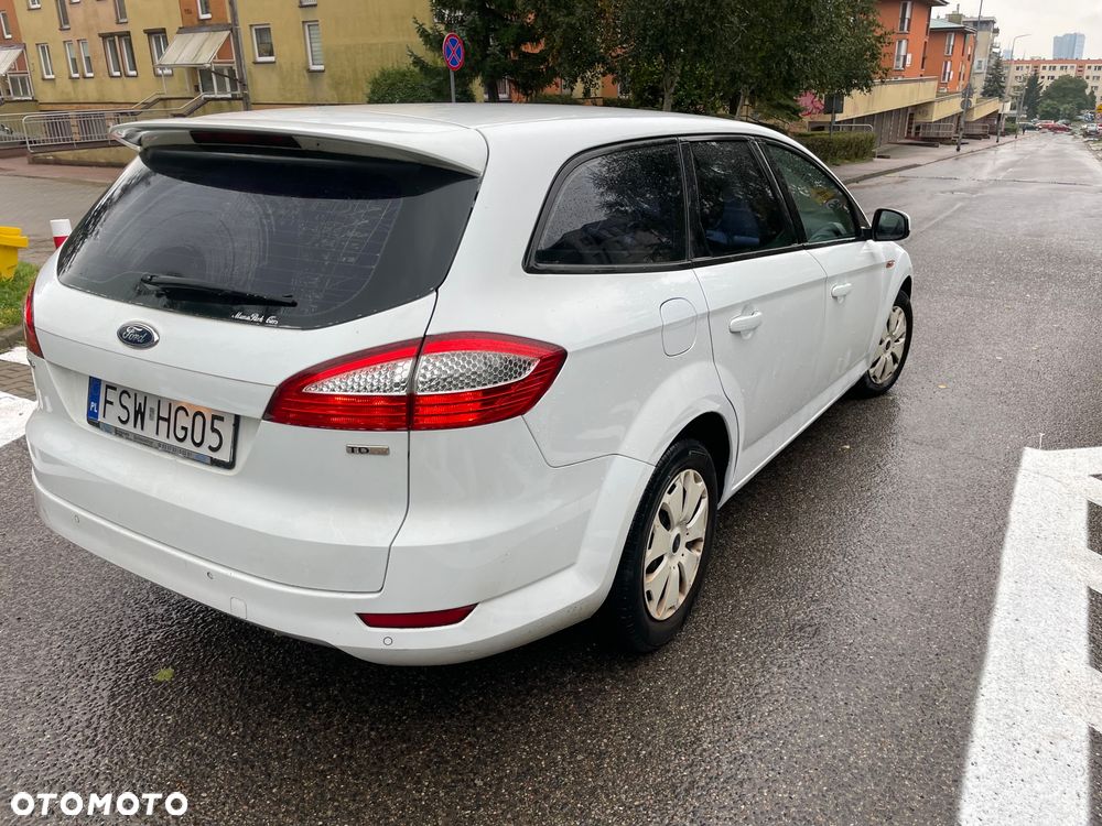 Ford Mondeo - 12