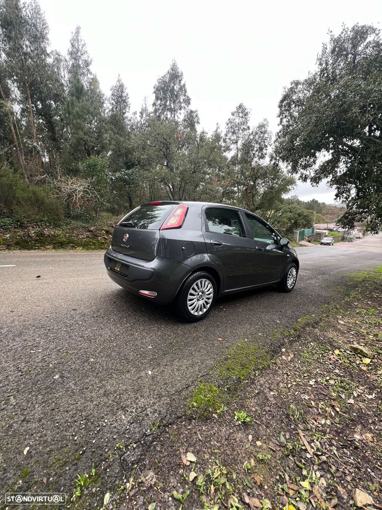 Fiat Punto 1.2 Lounge S&S - 6