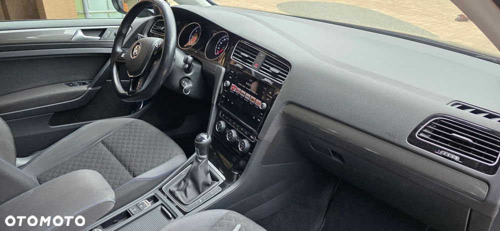 Volkswagen Golf 1.6 TDI BMT Highline - 20