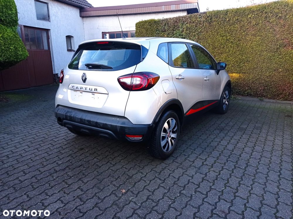 Renault Captur 1.0 TCe Techno - 10