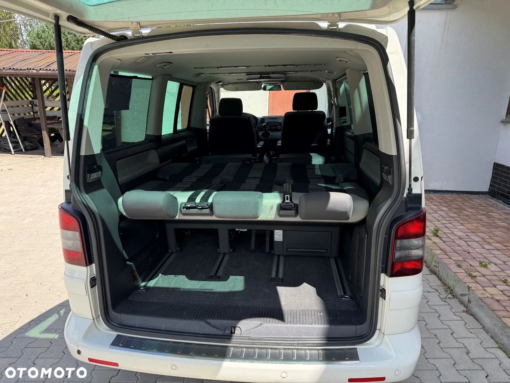 Volkswagen Multivan - 29