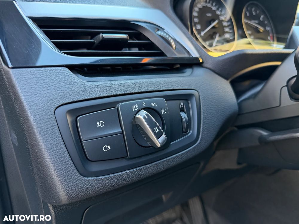 BMW X1 - 15