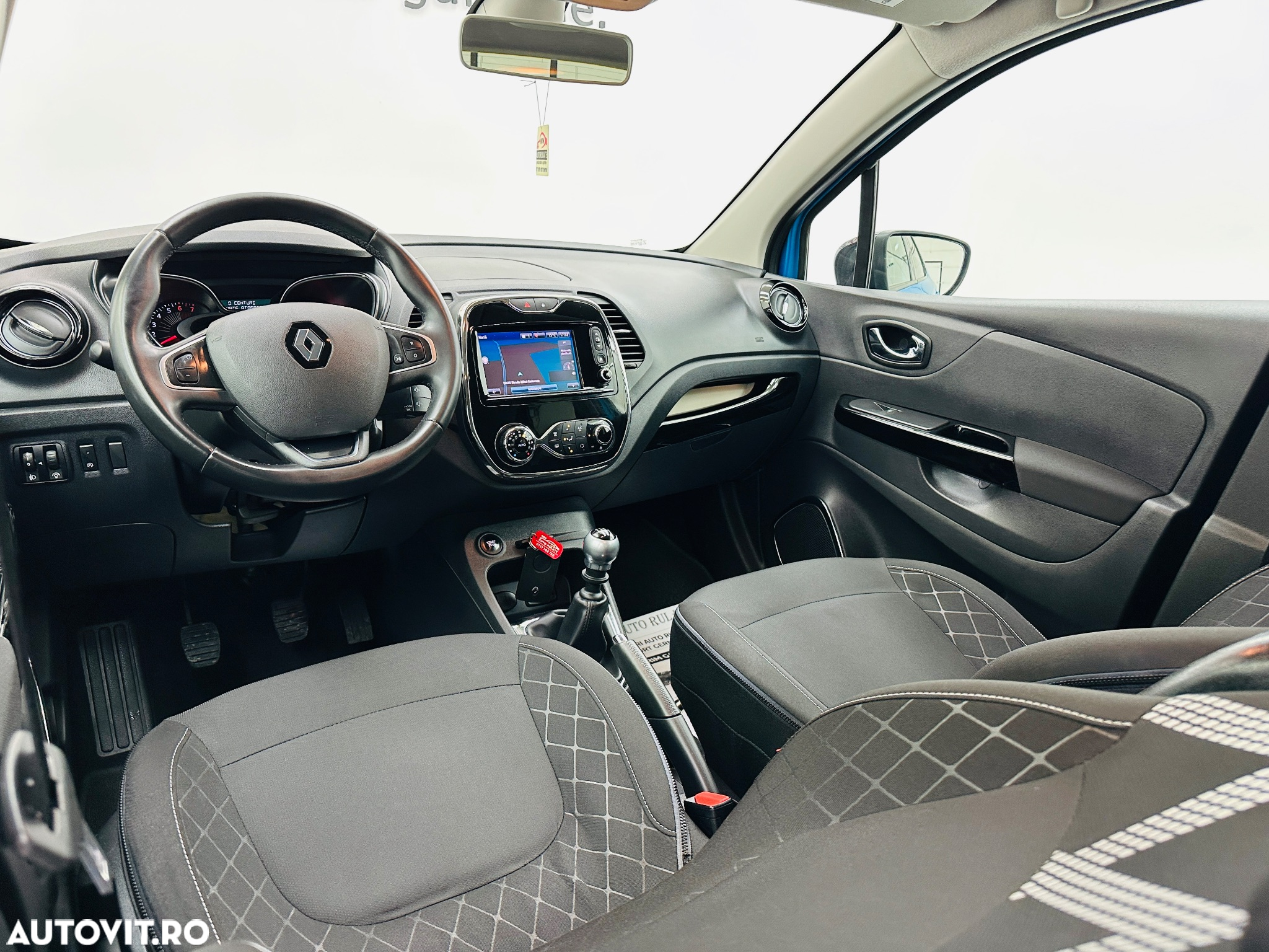 Renault Captur ENERGY TCe 120 Experience - 20
