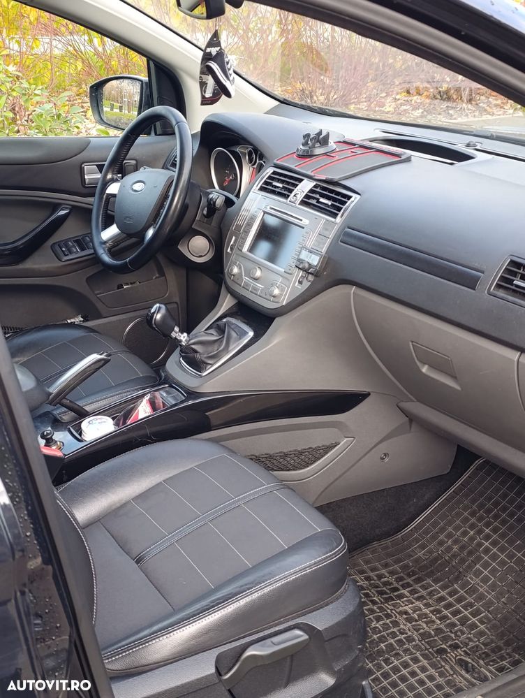 Ford Kuga 2.0 TDCi 4WD Titanium - 5