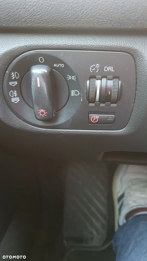 Audi A3 Sportback 2.0 TDI DSG Attraction - 5