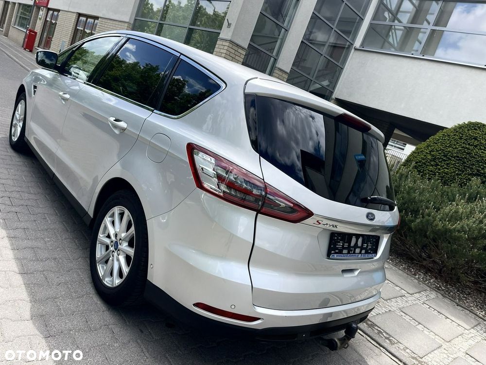 Ford S-Max - 10