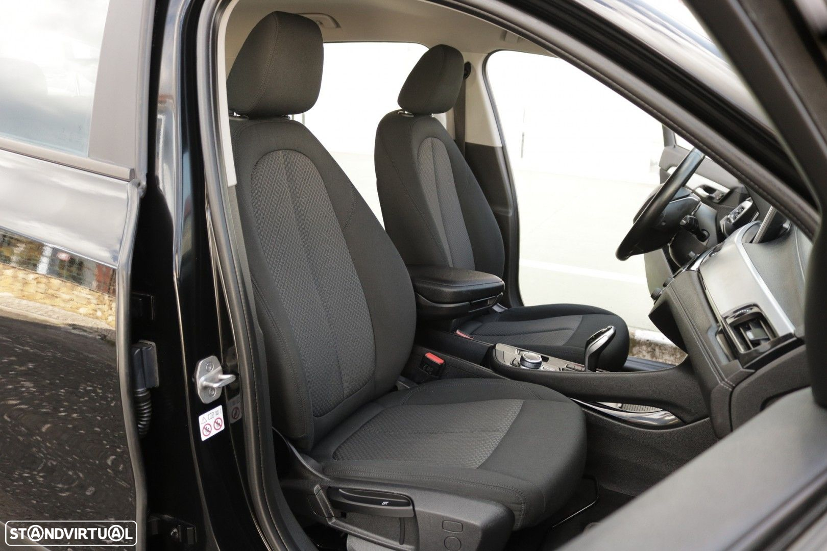 BMW X2 18 d sDrive Auto Advantage - 24