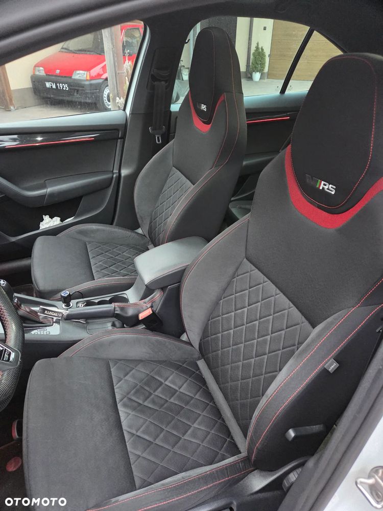 Skoda Octavia 2.0 TDI RS Challenge DSG - 17