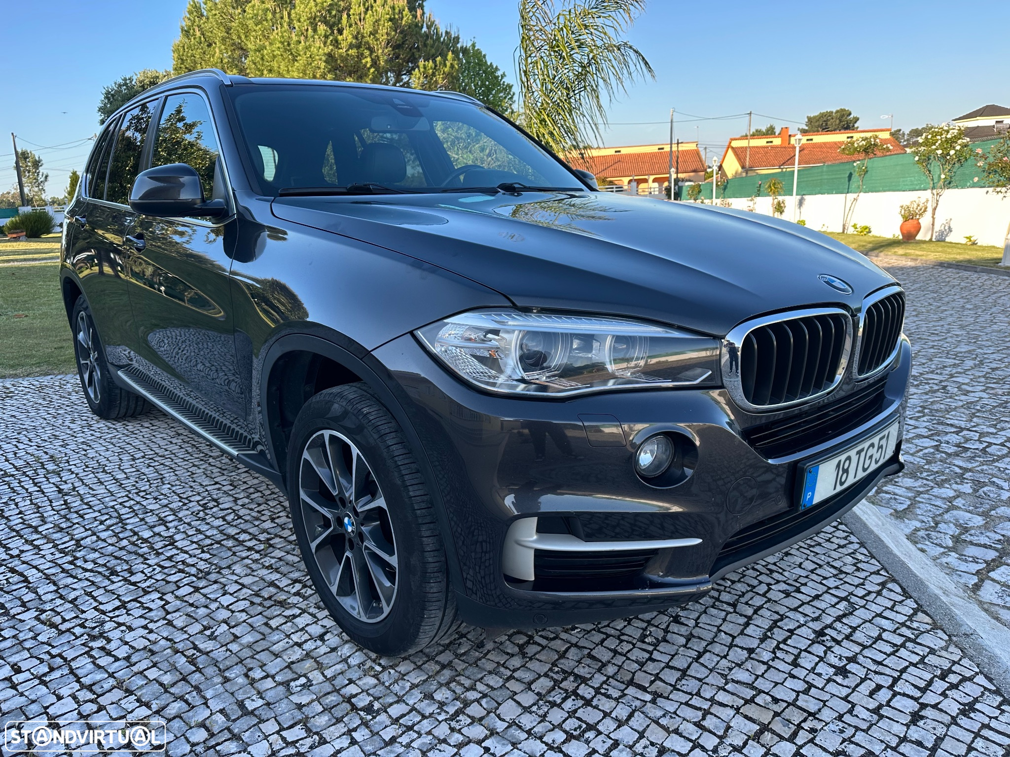 BMW X5 25 d sDrive Comfort 7L - 9