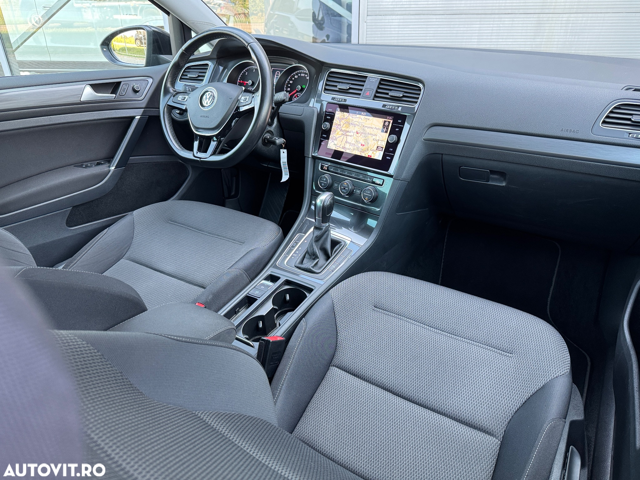 Volkswagen Golf 2.0 TDI DSG Style - 10