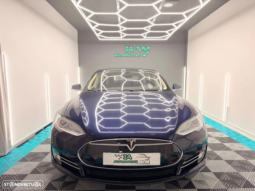 Tesla Model S 85 - 3