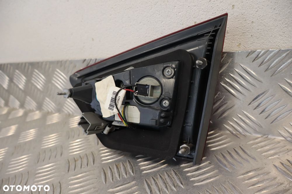 LAMPA TYLNA TYŁ PRAWA LEWA W KLAPĘ FORD MONDEO MK5 V HB DS73-13A602-JG DS73-13A603-JG 2014 - 19