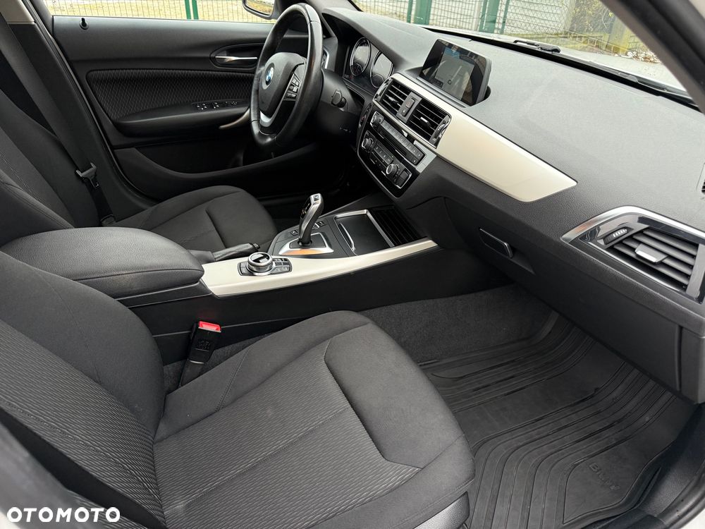 BMW Seria 1 116d M Sport Shadow - 16