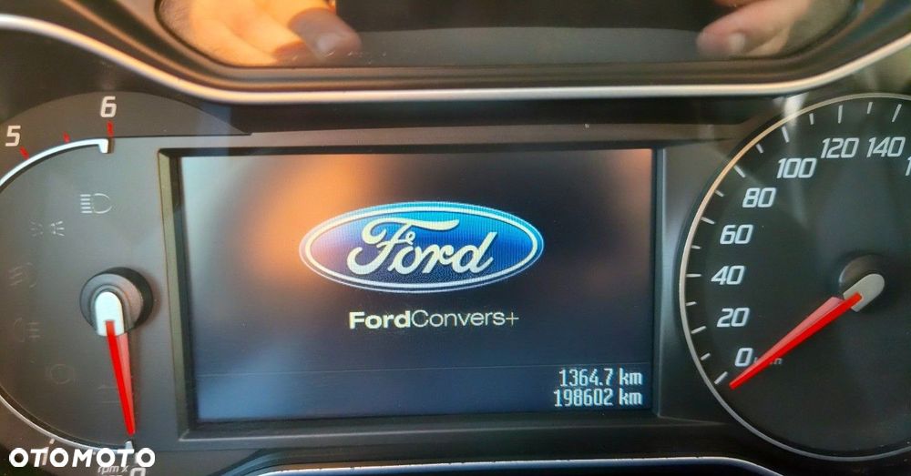 Ford S-Max - 36