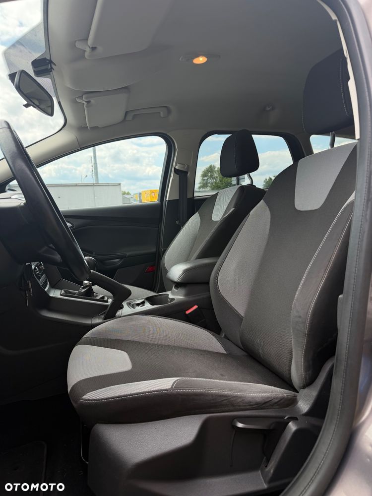 Ford Focus 1.0 EcoBoost Start-Stopp-System SYNC Edition - 28
