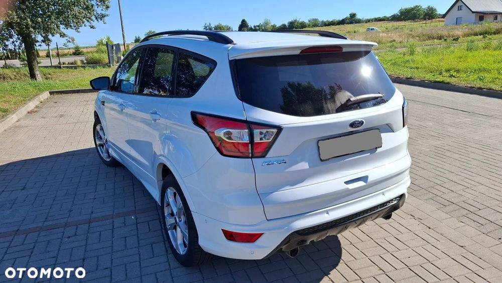 Ford Kuga 1.5 EcoBoost 2x4 ST-Line - 3