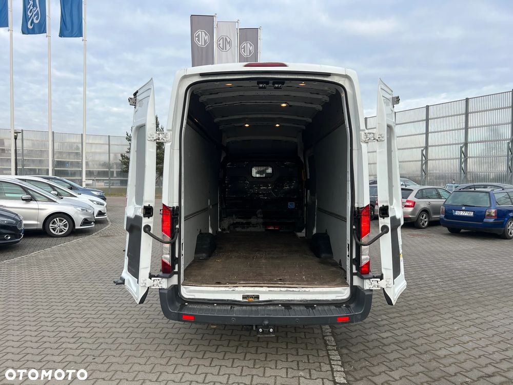 Ford Transit - 13