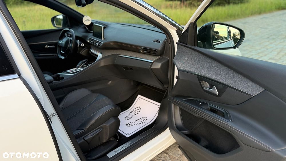 Peugeot 5008 BlueHDi 180 EAT8 GT - 17