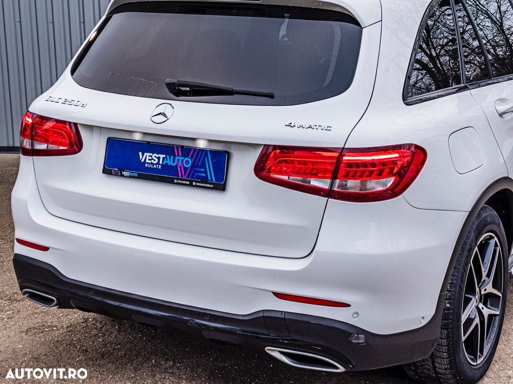 Mercedes-Benz GLC 250 d 4Matic 9G-TRONIC - 31