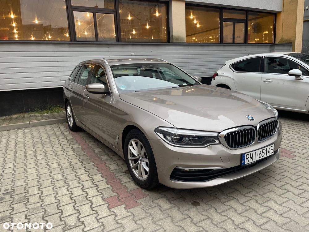 BMW Seria 5 520d Touring - 1