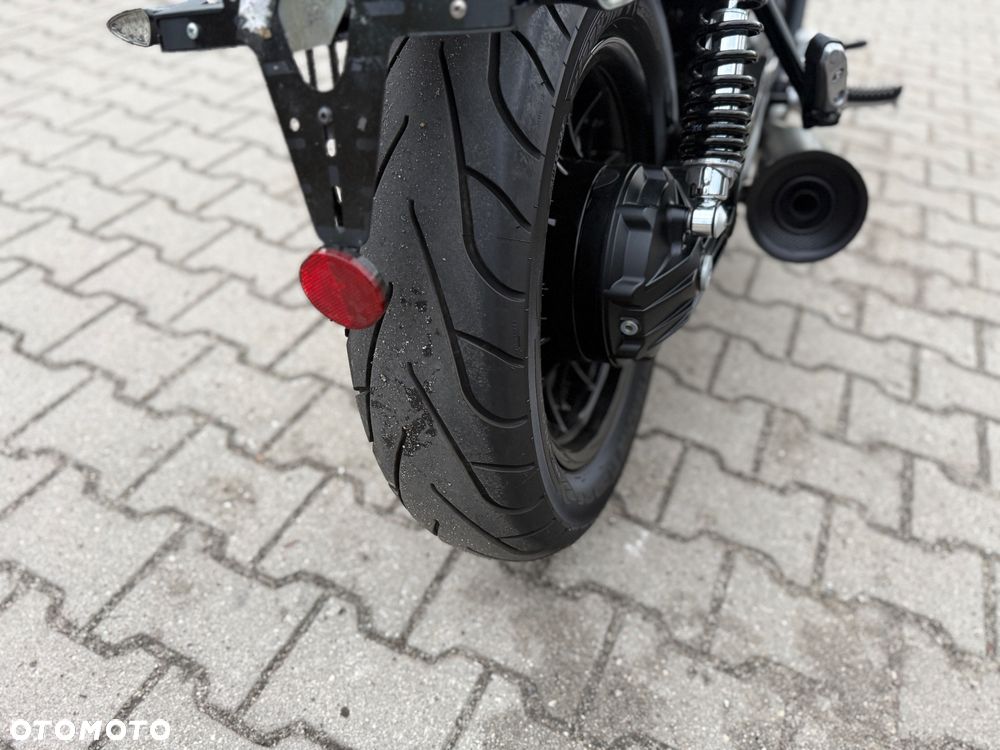 Moto Guzzi V9 - 13