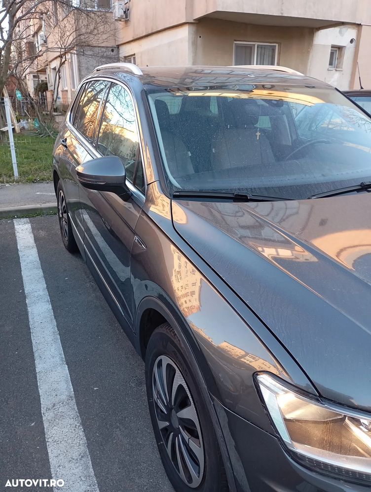 Volkswagen Tiguan - 3