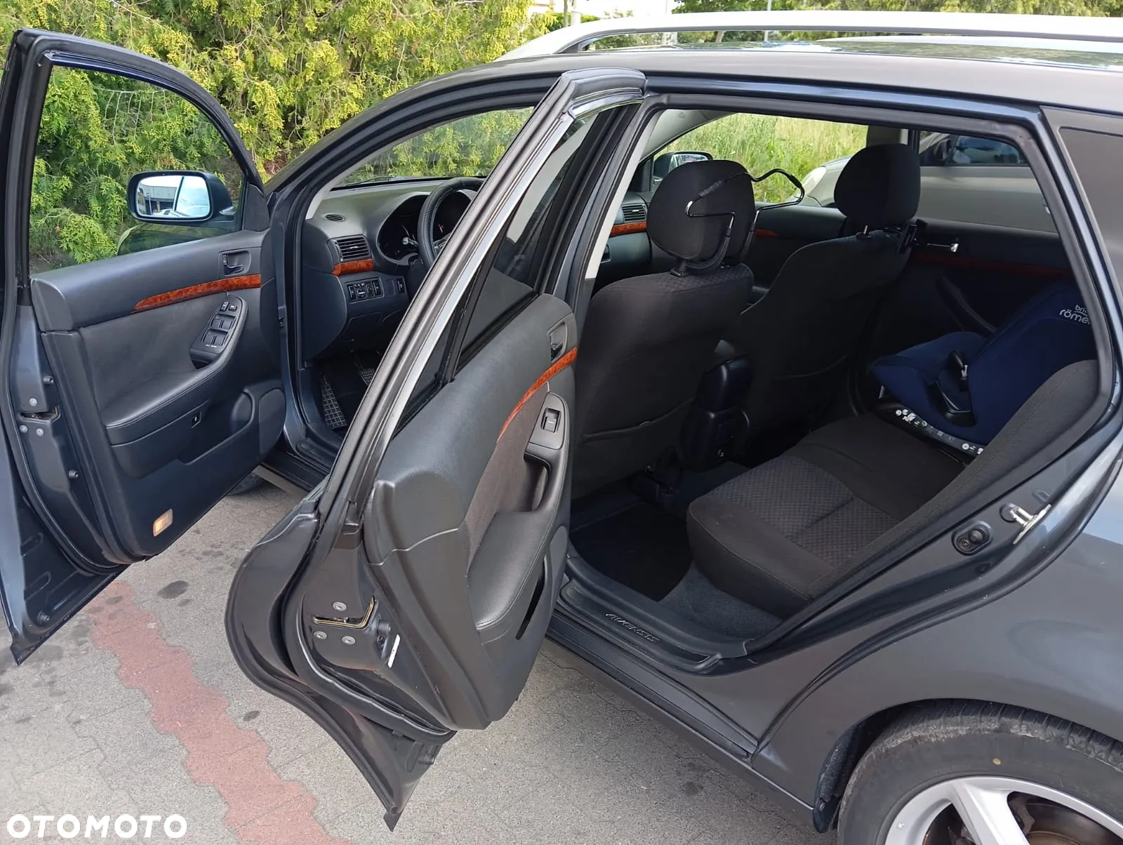 Toyota Avensis 2.2 D-CAT Prestige - 4