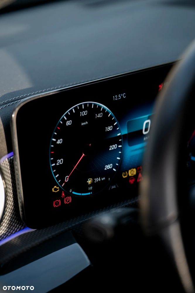 Mercedes-Benz CLA 180 d - 23