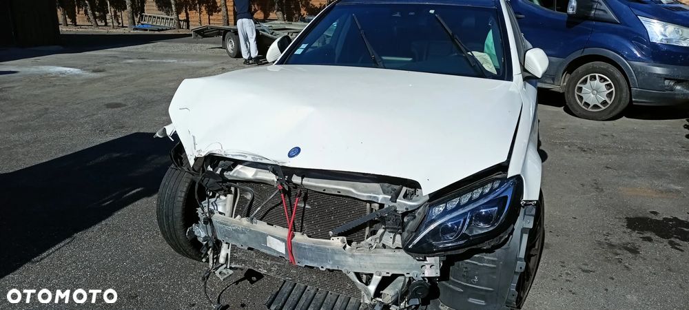 Mercedes-Benz Klasa C 250 (BlueTEC) d 7G-TRONIC Exclusive - 16