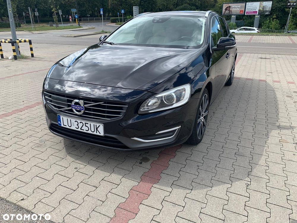 Volvo V60 T5 Geartronic Momentum - 8