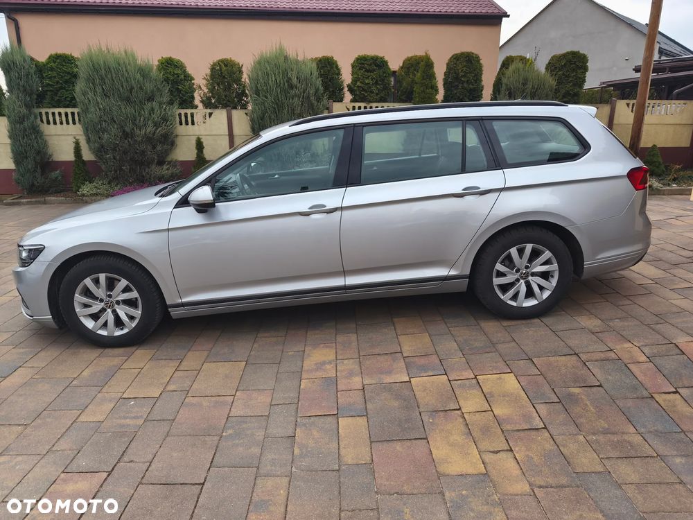 Volkswagen Passat - 10