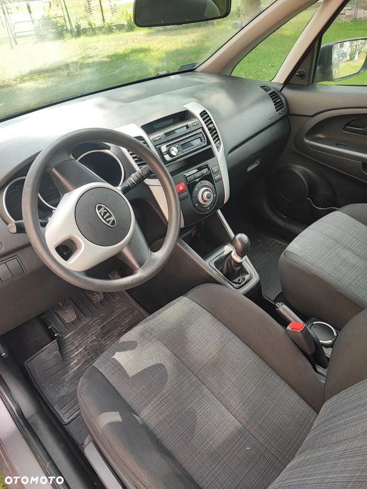 Kia Venga 1.4 L - 7
