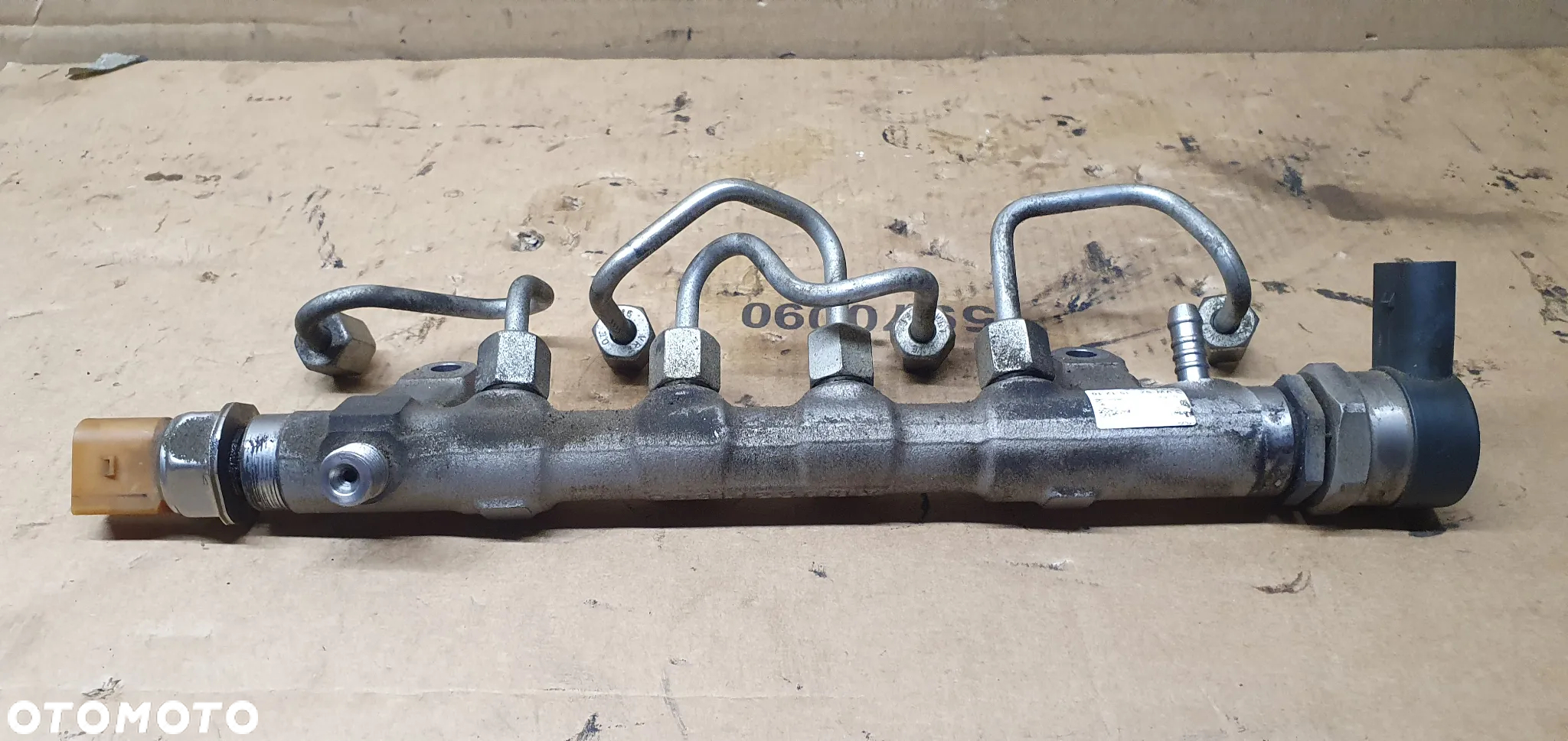 Listwa wtryskowa rurki czujnik VW Tiguan 2.0 TDI 03L906051 057130764H - 2