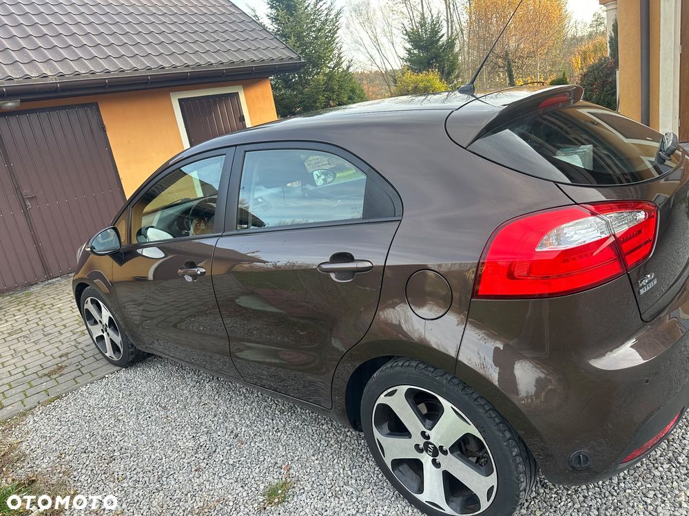 Kia Rio 1.4 M - 2