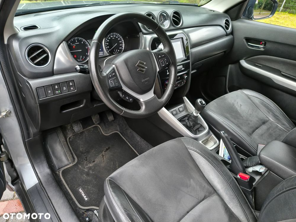 Suzuki Vitara - 32