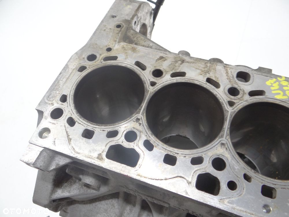 BLOK SILNIKA BMW E81 E87 E88 N47 7811138 - 7